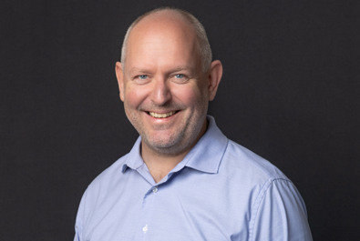 Portrettfoto av Fredrik Hafredal