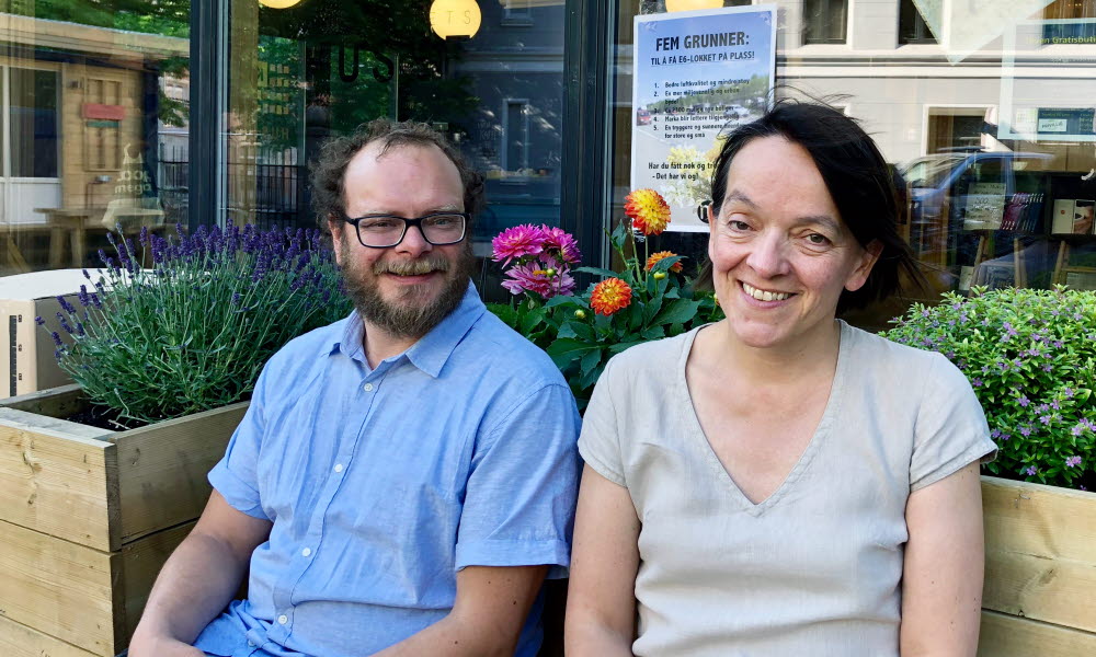 Sarah Dallas Prosser og Leo Rygnestad har gjennomført deltakende budsjettering på Tøyen.